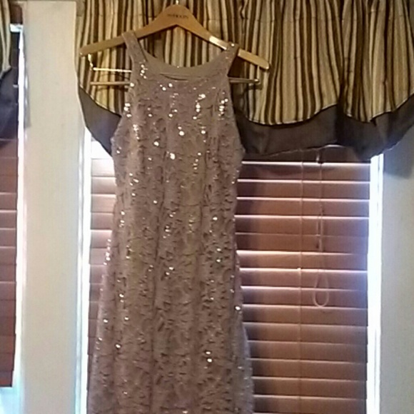 R & M Richards Dresses & Skirts - Gorgeous Long Taupe formal dress